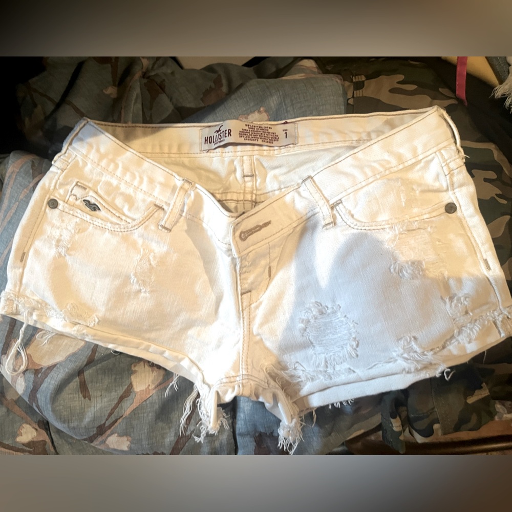 Juniors Hollister Ripped White Short Shorts